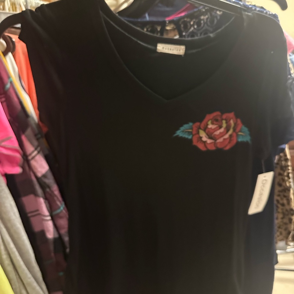 Occasion Black and Blue T-Shirt‎ Crew Neck